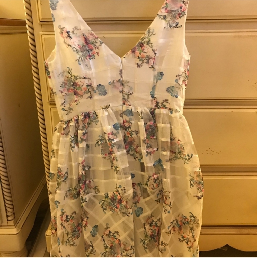Maeve Floral White Midi Dress - Picture 5 of 8